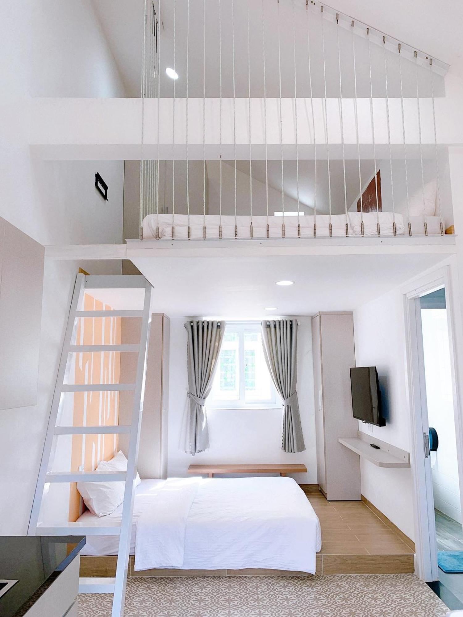 Lá Homestay Long Xuyên Esterno foto