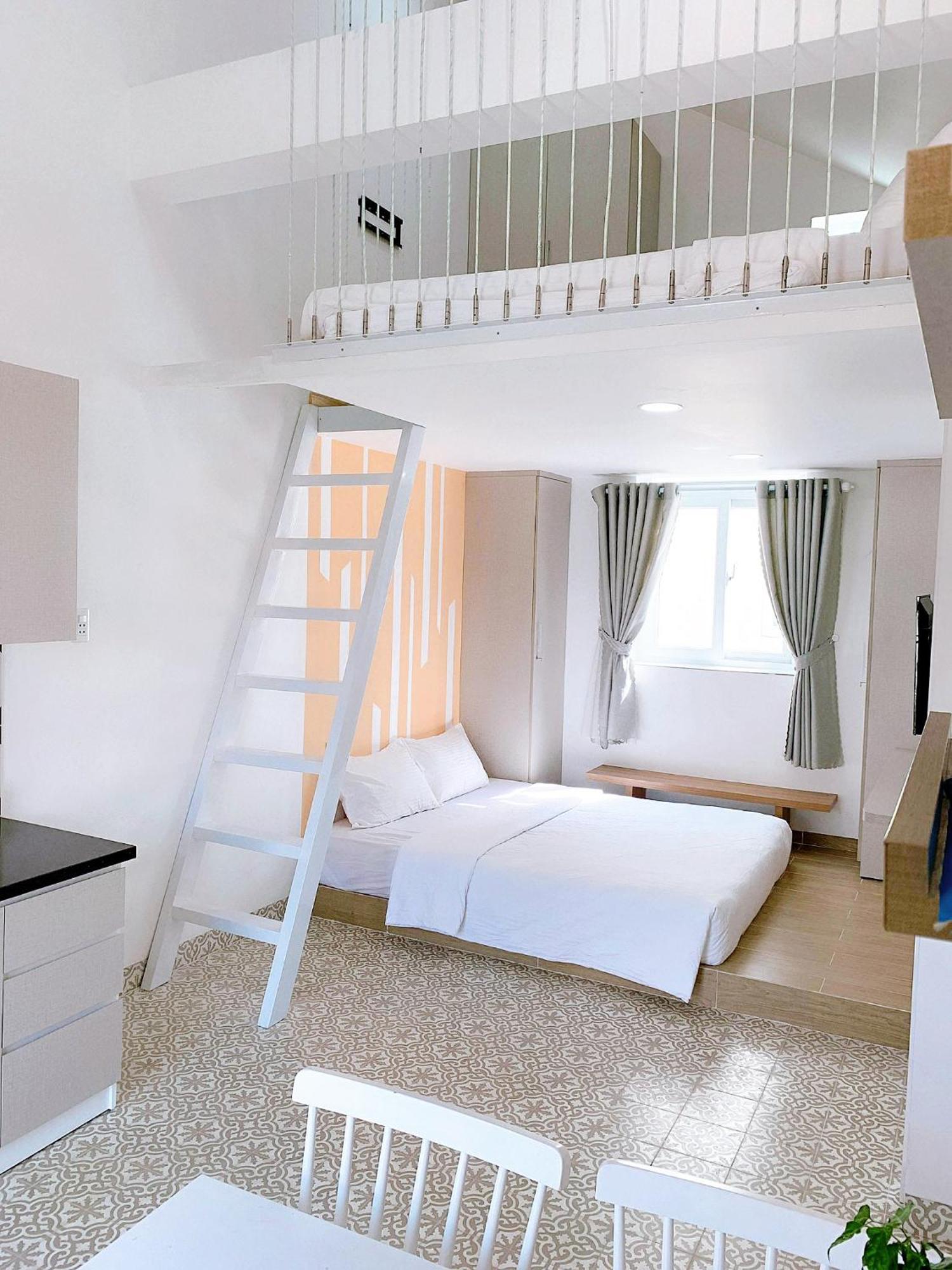 Lá Homestay Long Xuyên Esterno foto